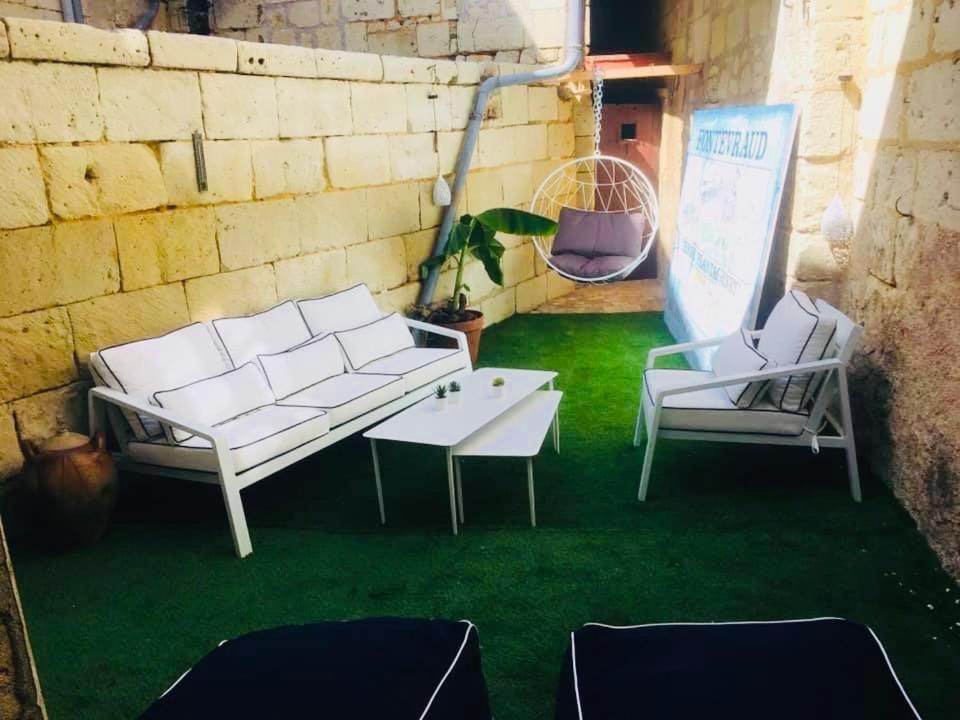 Chez Mimie Les Hotes Fontevraud l'Abbaye Exteriör bild